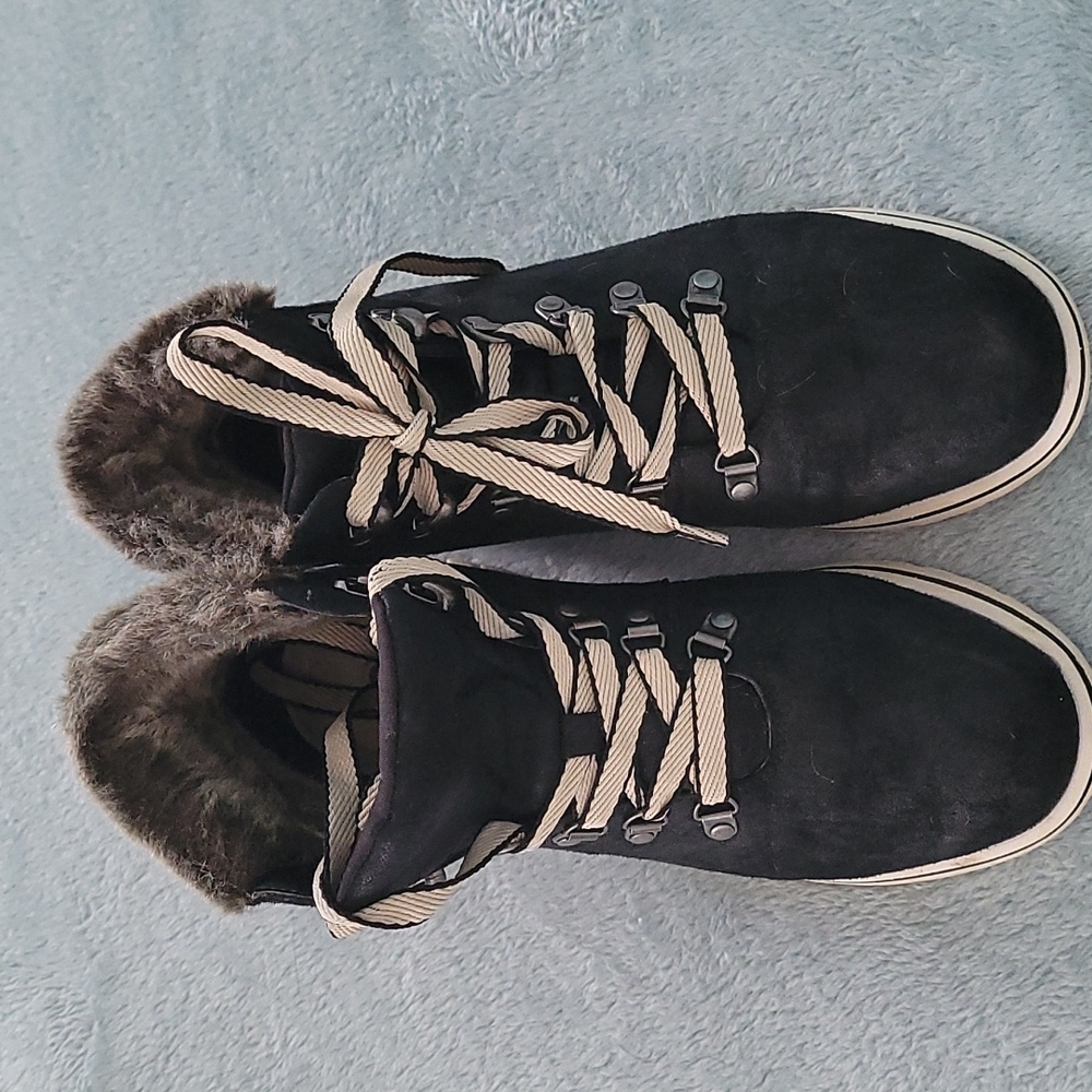 White Mountain hiking boot